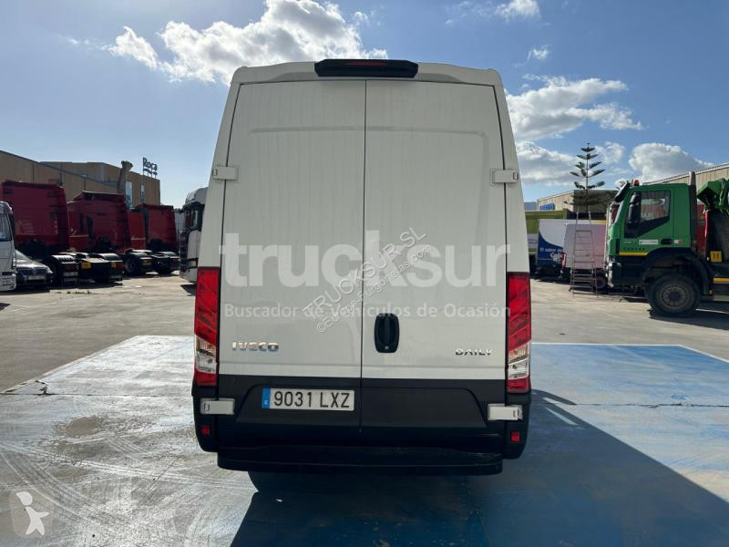 Furgoneta Iveco  DAILY 35S16 F 12M3