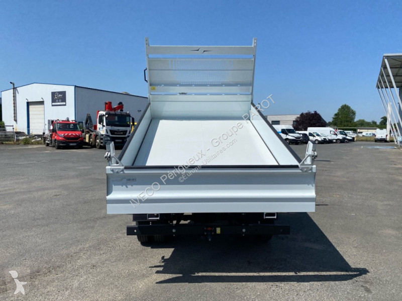 Veicolo commerciale Iveco 35C16H3.0 empattement...