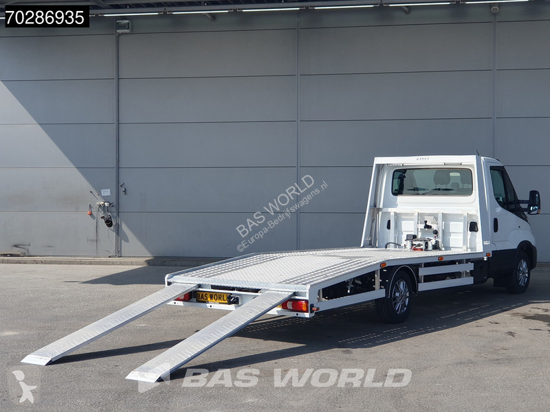 Furgoneta Iveco 35S18 3.0L Autotransporter...