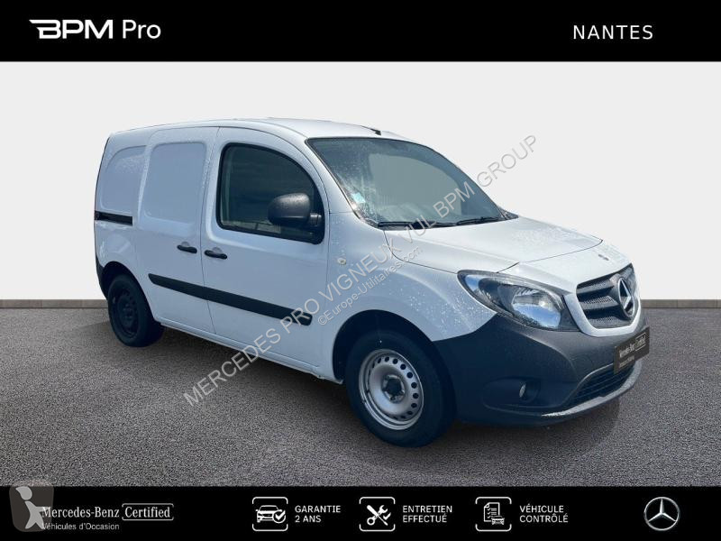 Véhicule utilitaire Mercedes 109 CDI Long Pro