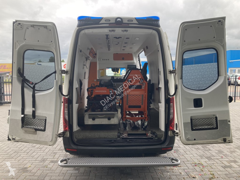 Furgoneta Mercedes 416 CDI Ambulance