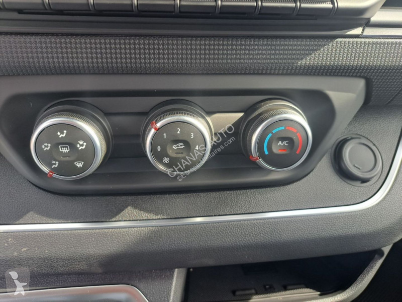 Varevogn Renault CA L2H1 3T BLUE DCI 150 BVA9...