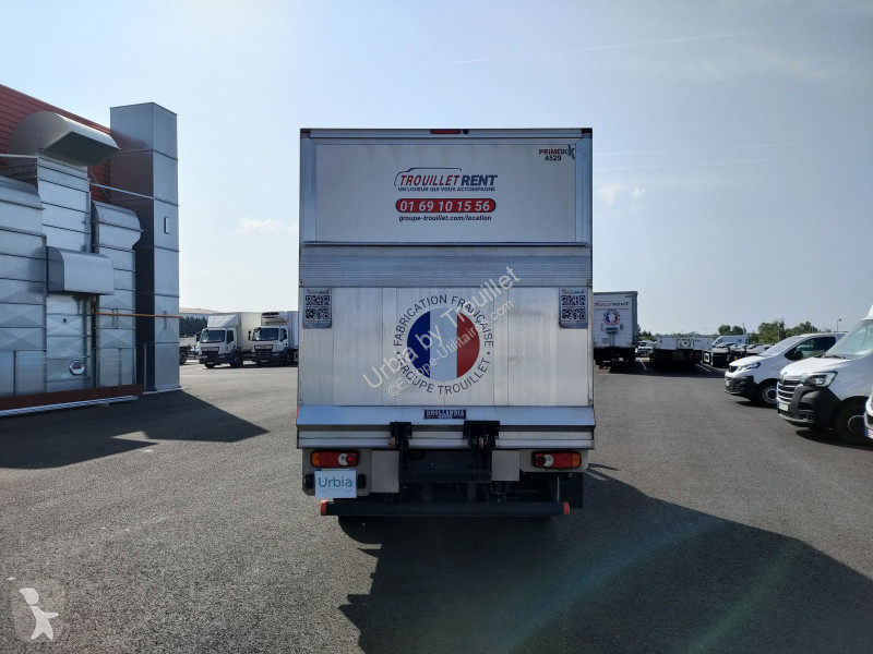 Furgoneta Nissan 20M3 145 CV FOURGON HAYON 3.5 T
