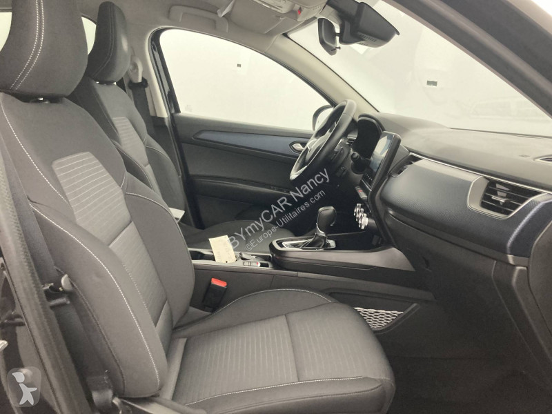 Autoutilitară Renault Arkana mild hybrid 140...