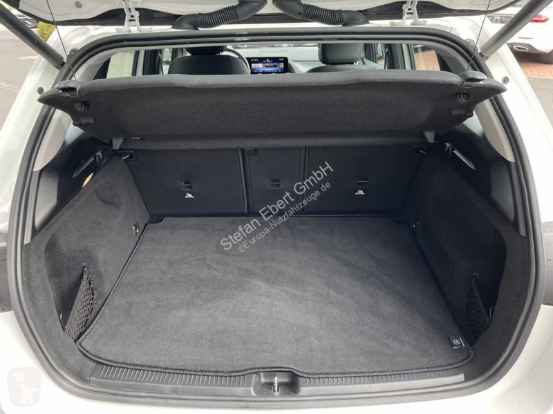 Véhicule utilitaire Mercedes B 180 7G...