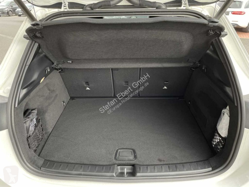 Autoutilitară Mercedes GLA  4M 8G Progressive...