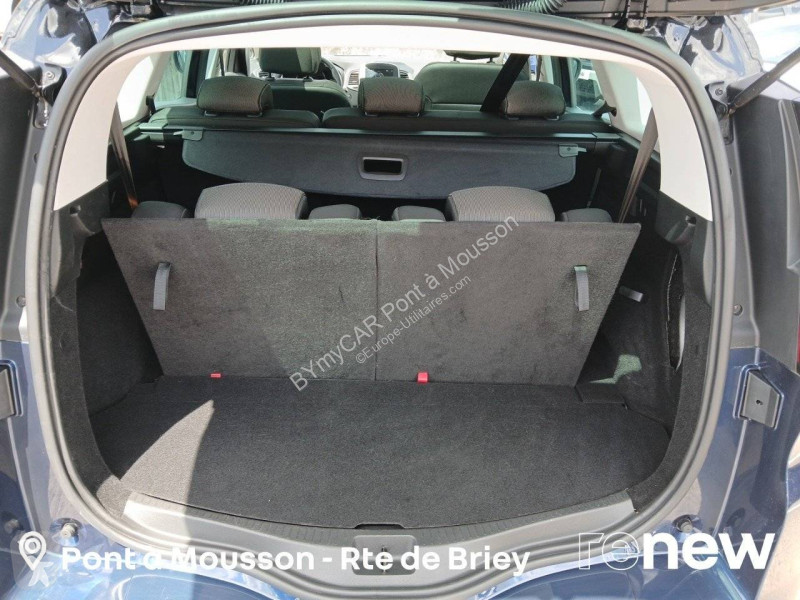 Véhicule utilitaire Renault Grand Scenic TCe...