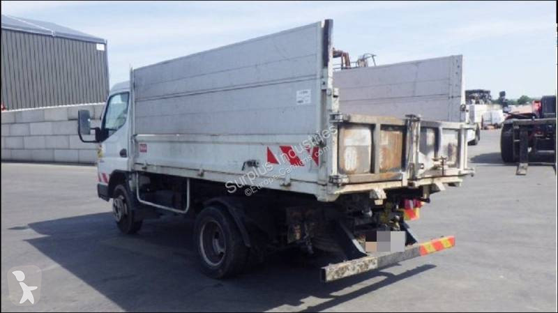 Véhicule utilitaire Mitsubishi