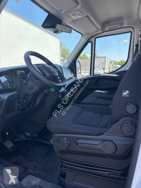 Véhicule utilitaire Iveco