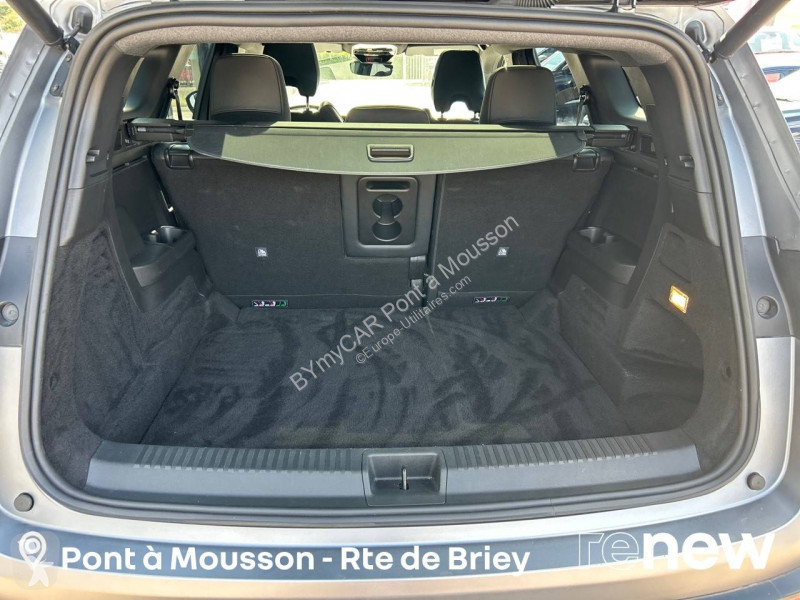 عربة نفعية Renault Espace E-Tech hybrid 200