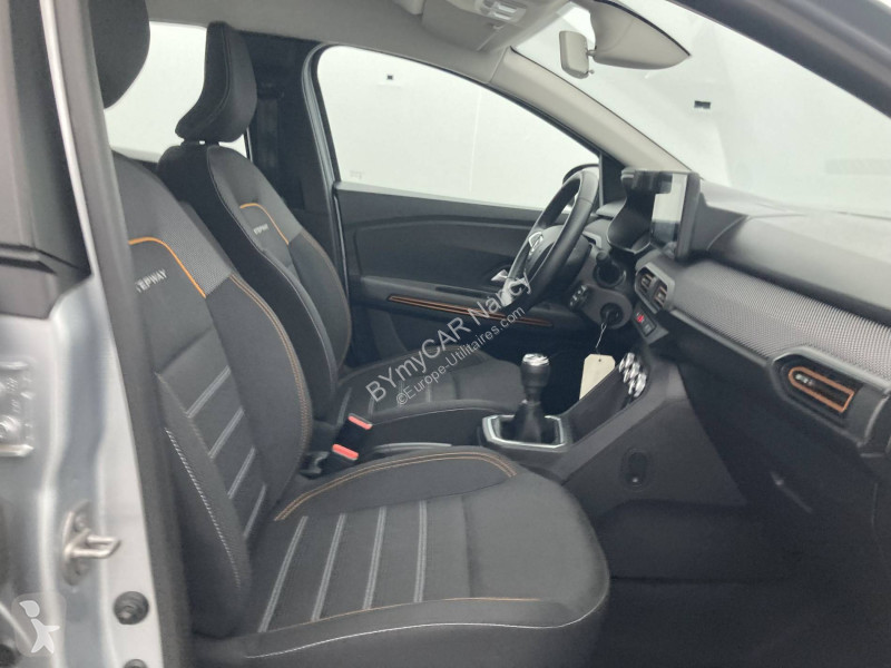 Veículo utilitário Dacia Sandero ECO-G 100