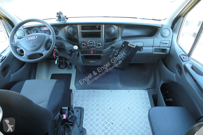 Furgoneta Iveco Daily 35 S11 C30C AUTOMATIK...