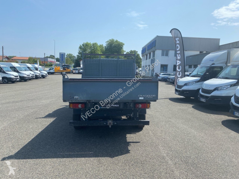 Véhicule utilitaire Fiat 3.5 L 2.3 Multijet...