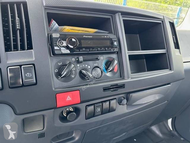 Furgoneta Isuzu