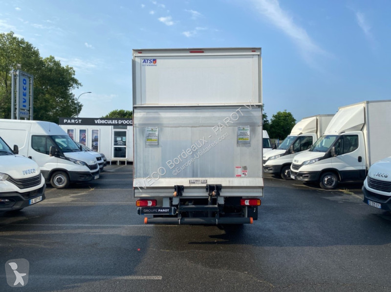 Véhicule utilitaire Iveco 35C16H3.0 empattement...