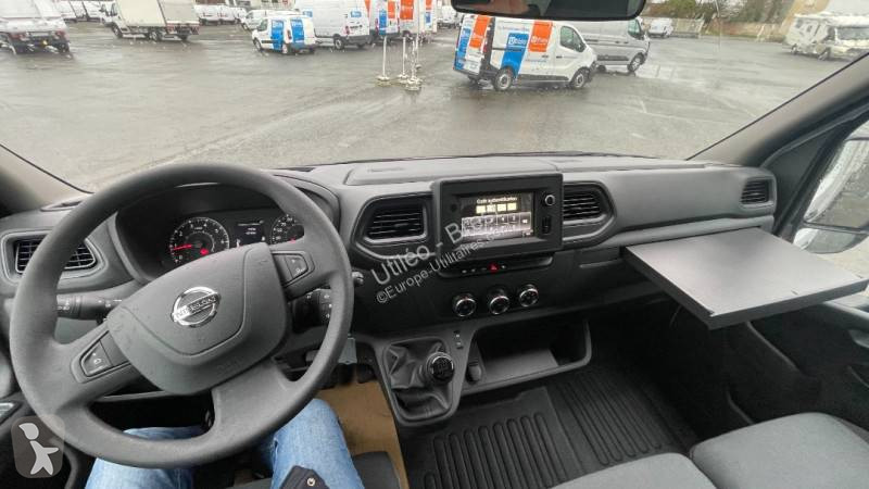 Furgoneta Nissan