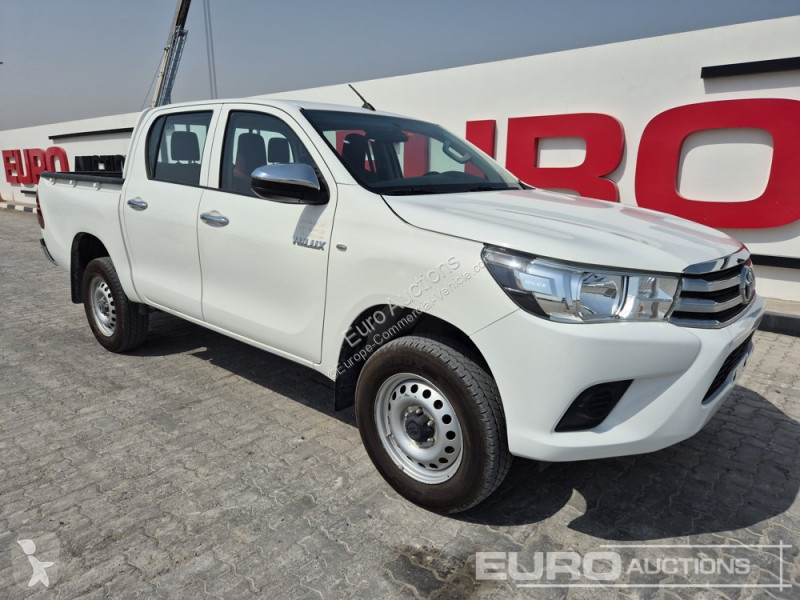 Véhicule utilitaire Toyota Hilux