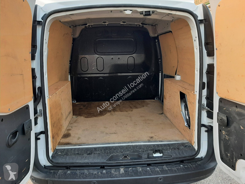 Véhicule utilitaire Renault L1 1.5 DCI 95 EXTRA...