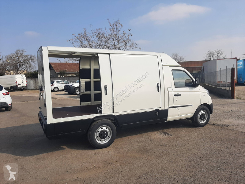 Véhicule utilitaire  Piaggio NP6 L2 SR GPL...