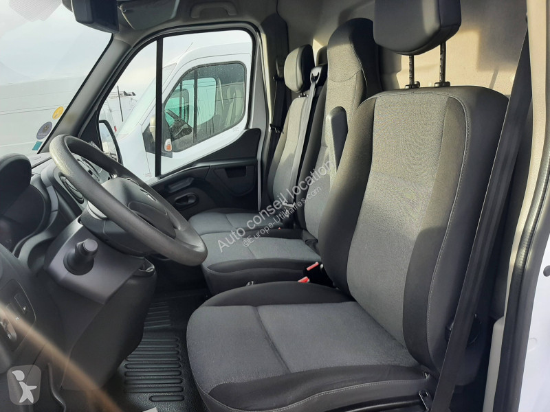Véhicule utilitaire Renault L2 H2 2.3 DCI 130...