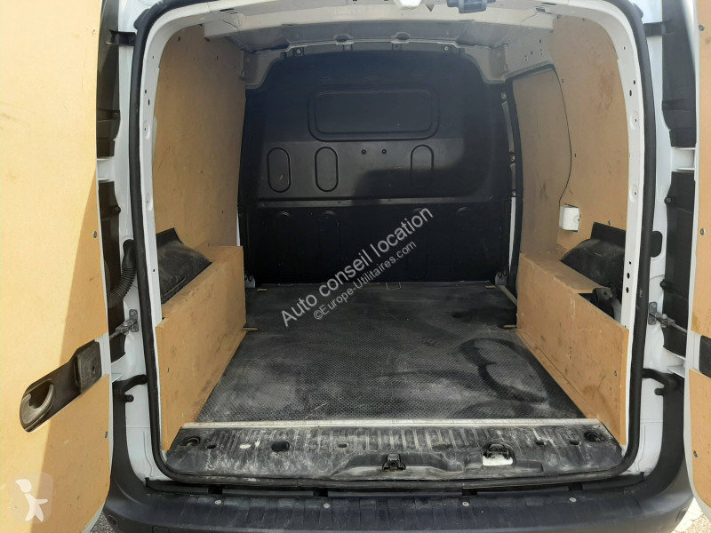 Véhicule utilitaire Renault L1 DCI 95 R-LINK