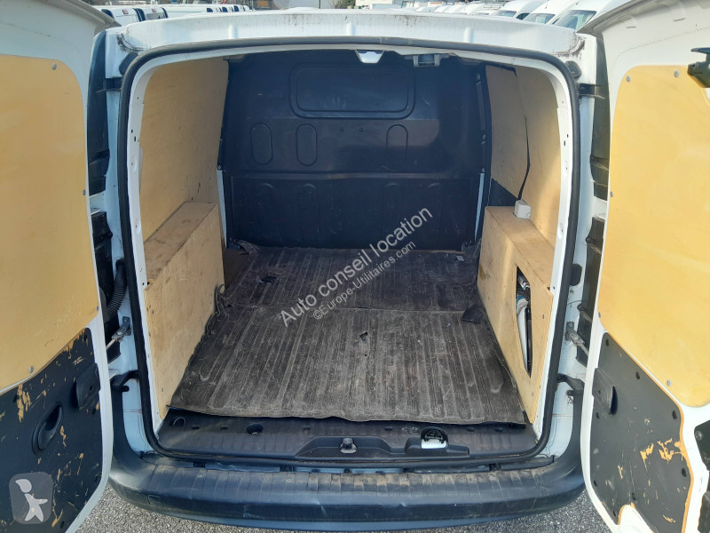 Véhicule utilitaire Renault L1 DCI 90 GRAND...