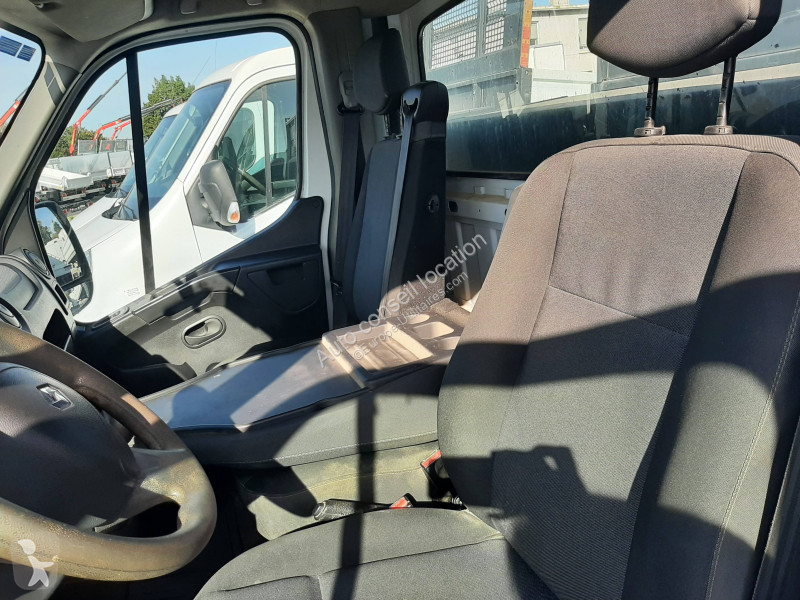 Užitkové vozidlo Renault BENNE + COFFRE 2.3 DCI...