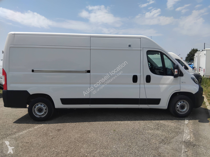 Véhicule utilitaire Fiat L3 H2 3.0 L ESSENCE / GNV