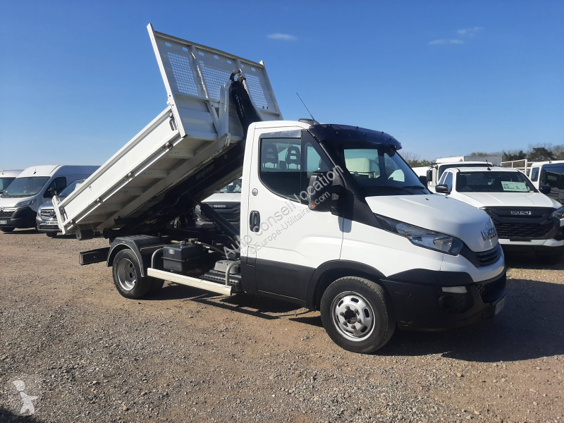 Furgoneta Iveco 35C15 BRAS POLYBENNE