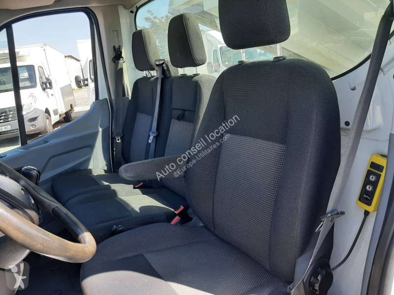 Véhicule utilitaire Ford 2.2 125ch RJ BENNE