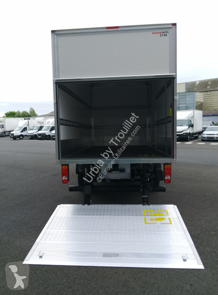 Véhicule utilitaire Peugeot 20M3 180 CV HAYON...