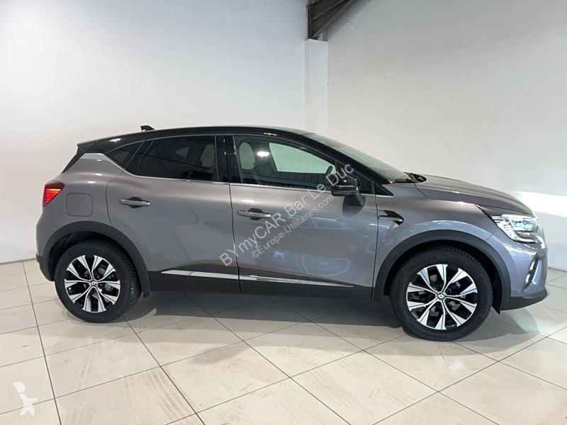 Veículo utilitário Renault Captur TCe 90