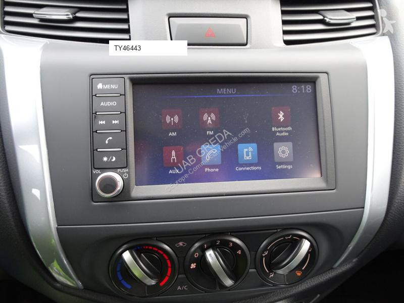 Véhicule utilitaire Nissan