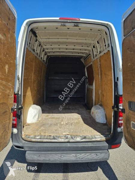 Autoutilitară Mercedes