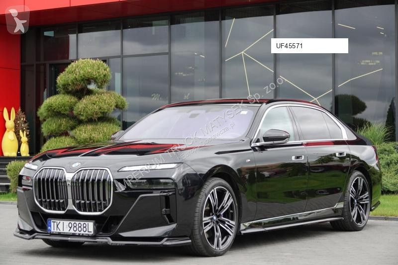 Véhicule utilitaire BMW 7 xDrive M Sport
