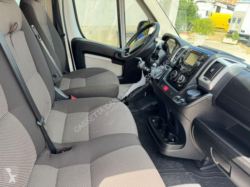 Autoutilitară Fiat DUCATO TRASPORTO PERSONE...