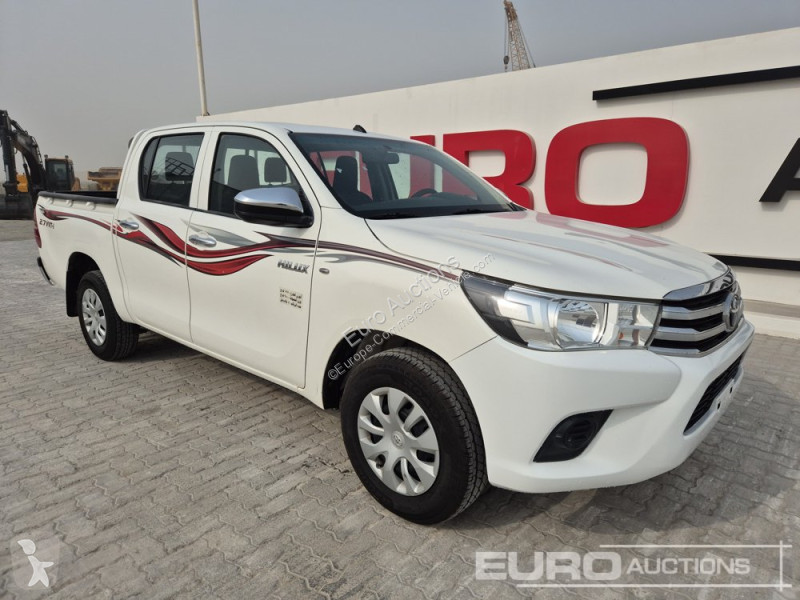 Véhicule utilitaire Toyota Hilux