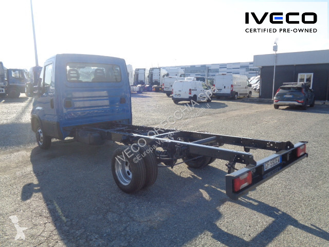 Véhicule utilitaire Iveco DAILY 35C16 - 3750