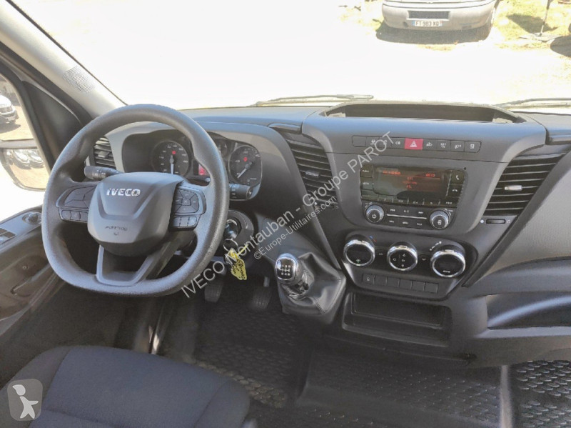Veicolo commerciale Iveco 35C16H3.0 Empattement...