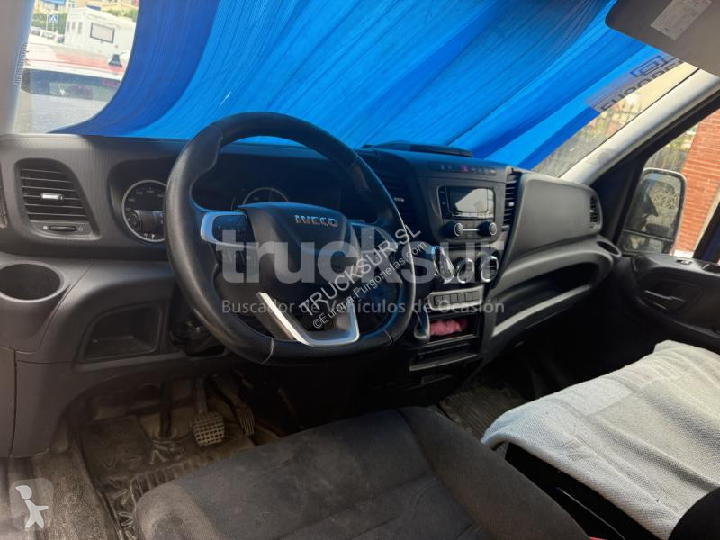 Veicolo commerciale Iveco  DAILY 35S16