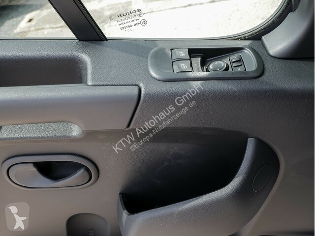 Veículo utilitário Nissan