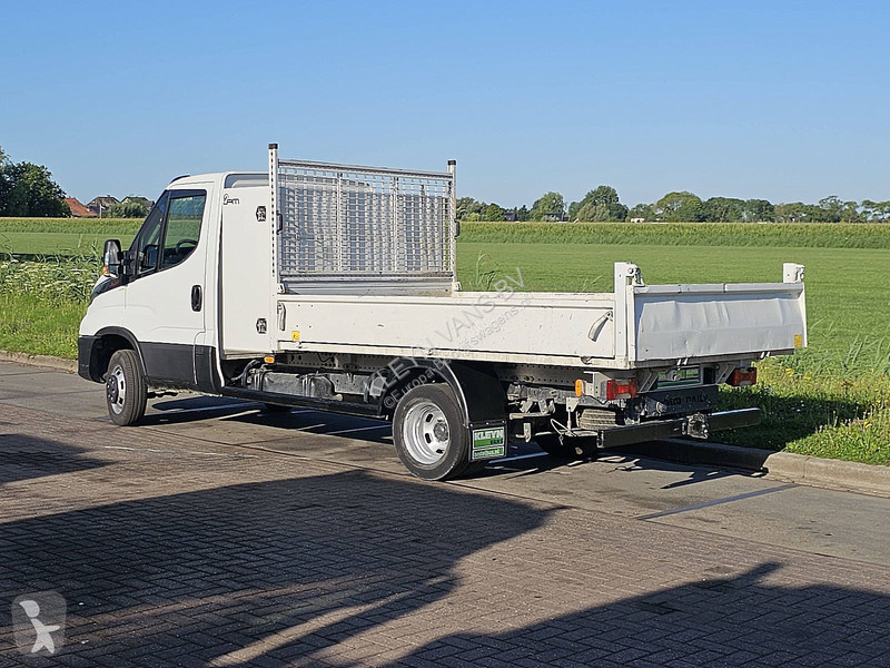 Véhicule utilitaire Iveco 35C16 3.0L Kipper...