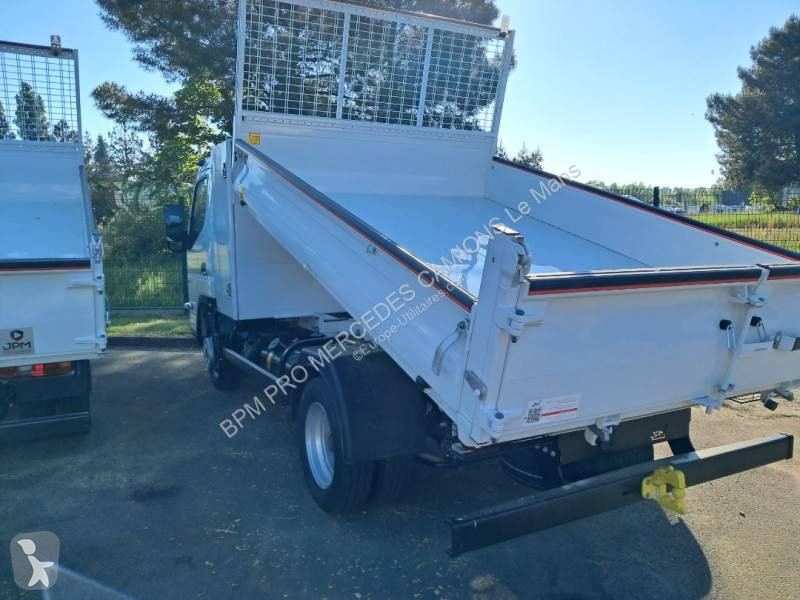 Furgoneta Fuso