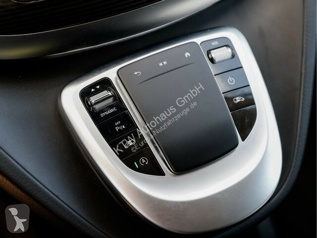Bedrijfswagen Mercedes