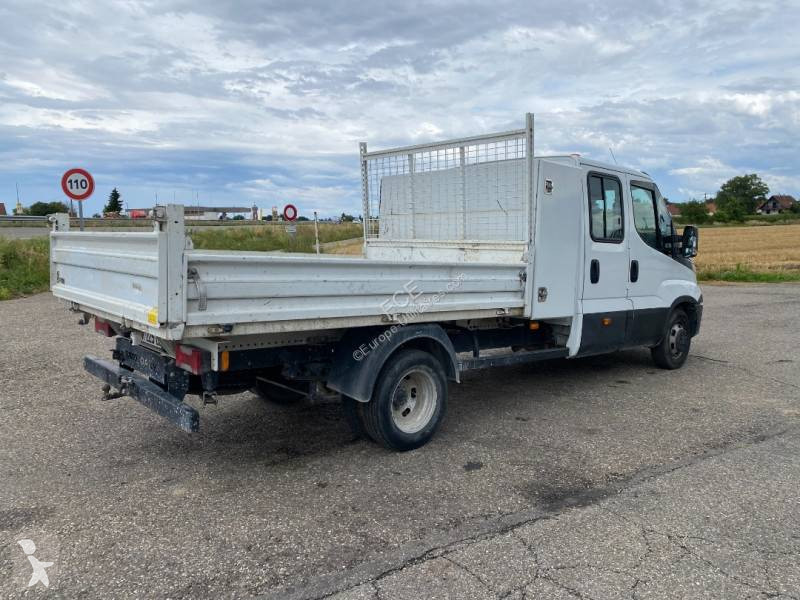 Véhicule utilitaire Iveco