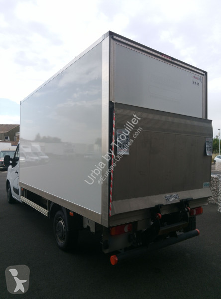 Véhicule utilitaire Renault 20M3 145 CV HAYON...