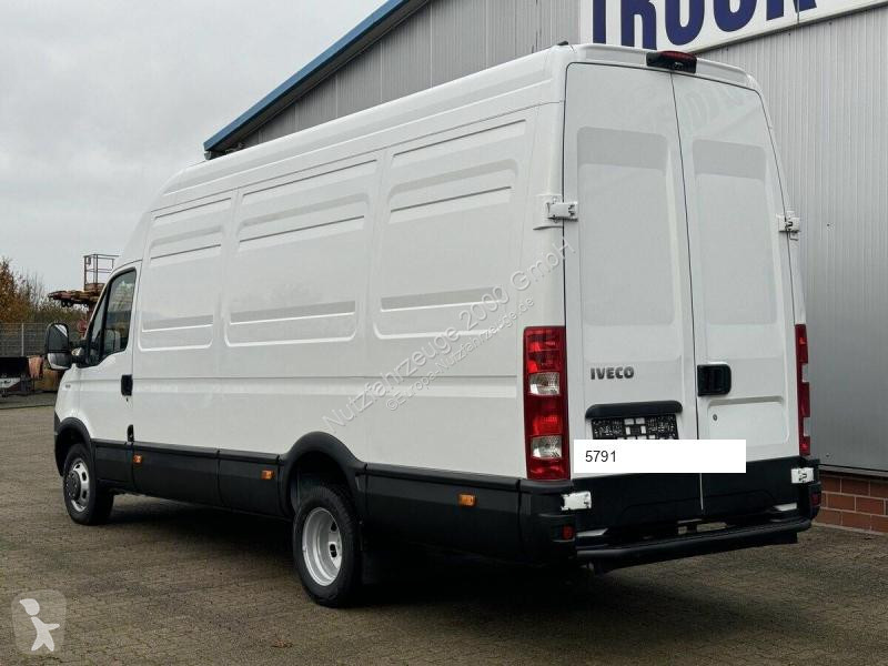 Veículo utilitário Iveco