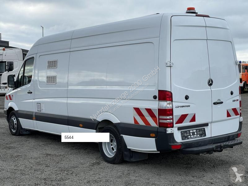 Autoutilitară Mercedes