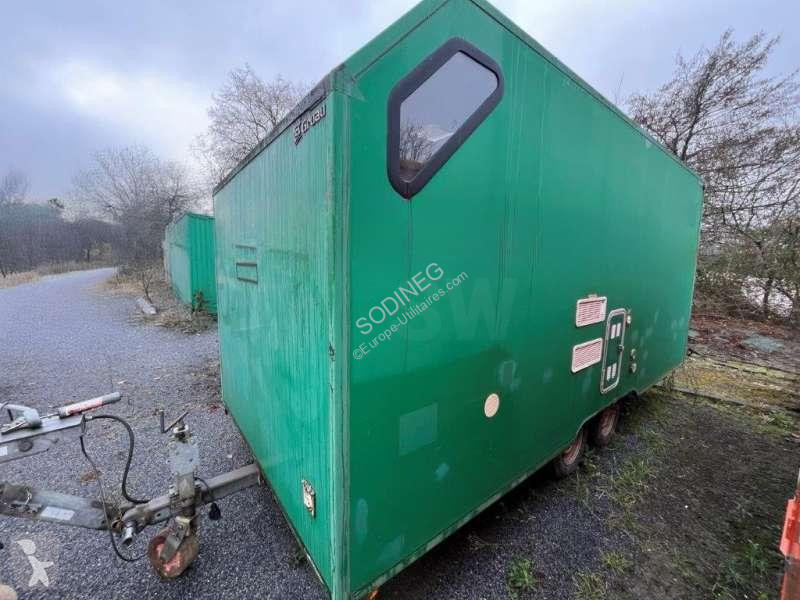 Véhicule utilitaire Gruau BARAQUE DE CHANTIER...