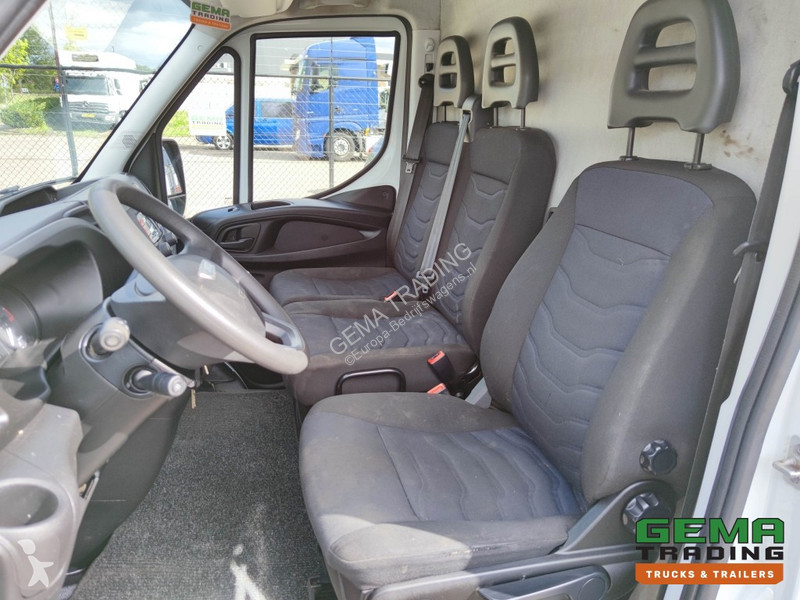 Veicolo commerciale Iveco 35S12 Euro6 Van L2 H2...